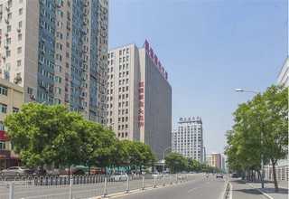 定制的纯露可以代替爽肤水吗